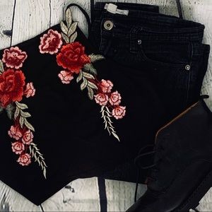 💕3/$20 FOREVER 21 DENIM black washed skinny jeans